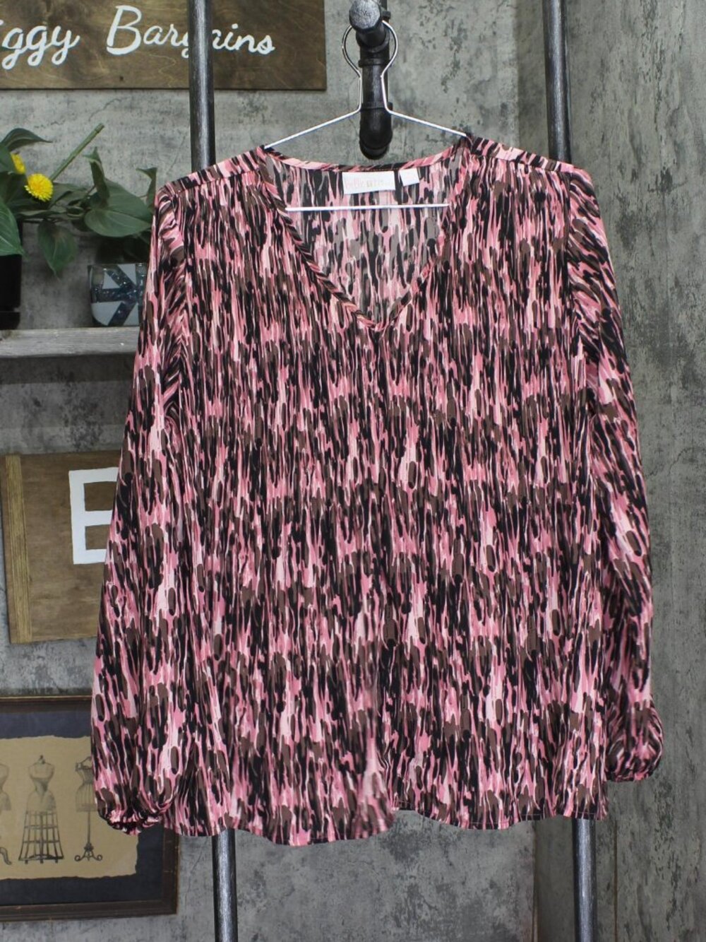 Pink Belle By Kim Gravel V Neck Printed Blouse Shirt Top Chateau Rose Sz M